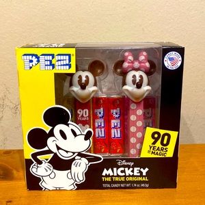 DISNEY MICKEY THE TRUE ORIGINAL 90 YEARS OF MAGIC 2 PEZ DISPENSERS NIP